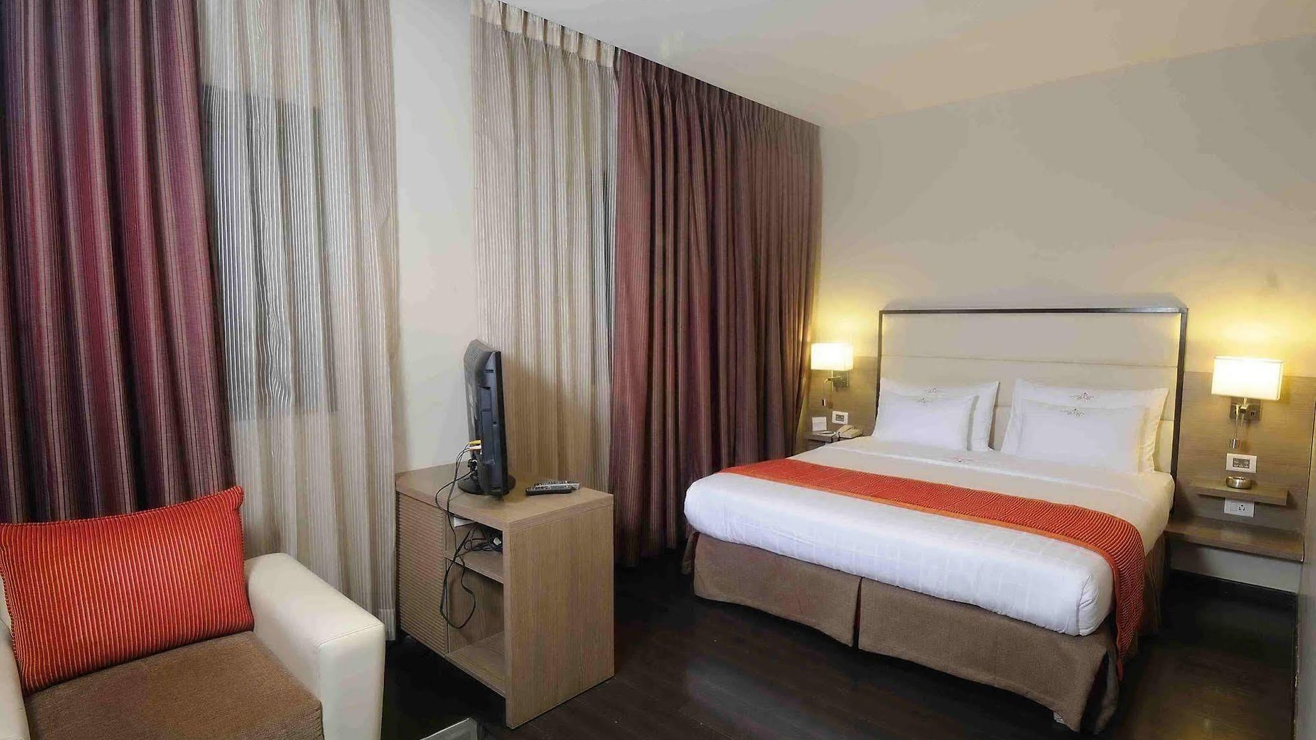 Landmark Annexe Hotel