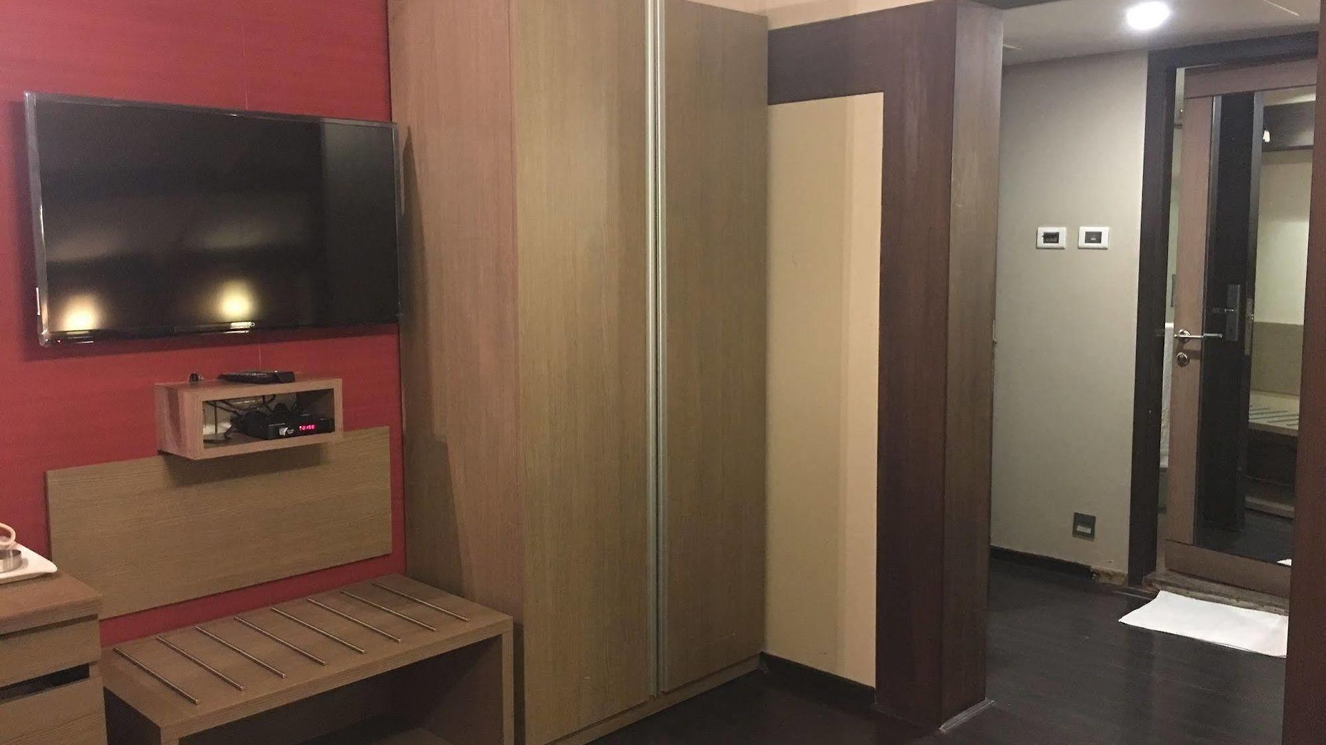 Hotel Landmark Annexe 3*
