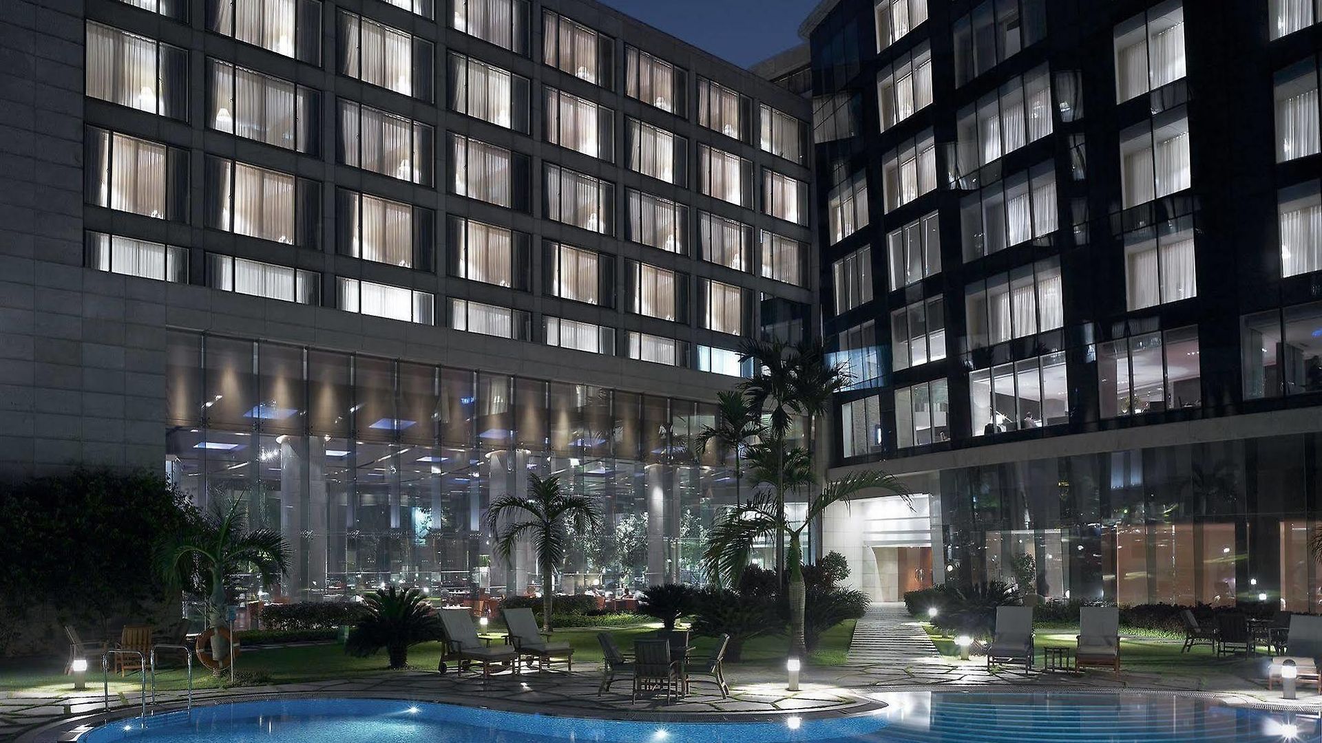 Hotel Hyatt Regency International Airport 5*