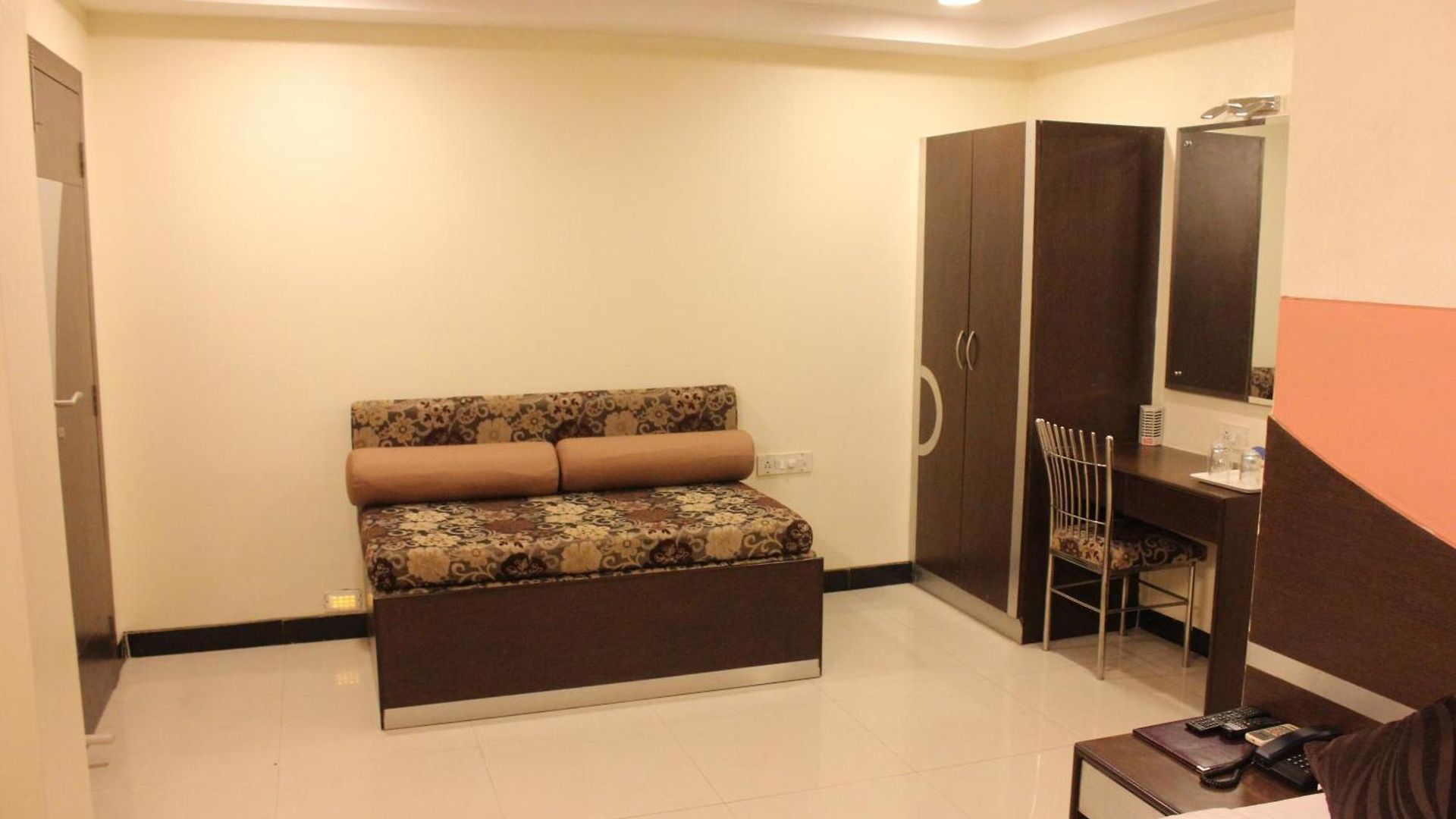 Fortune Hotel
