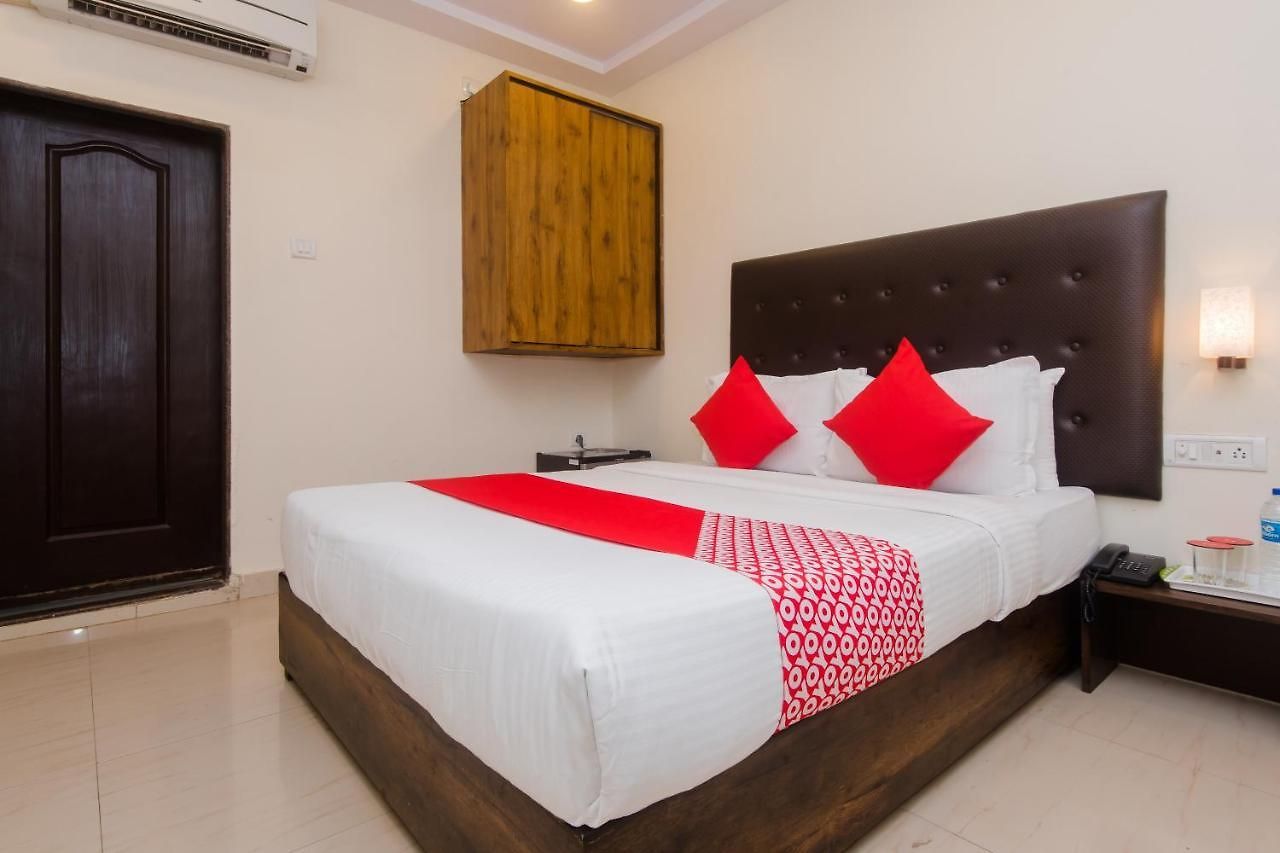 Rigga Kokilaben Dhirubhai Ambani Hospital Hotel