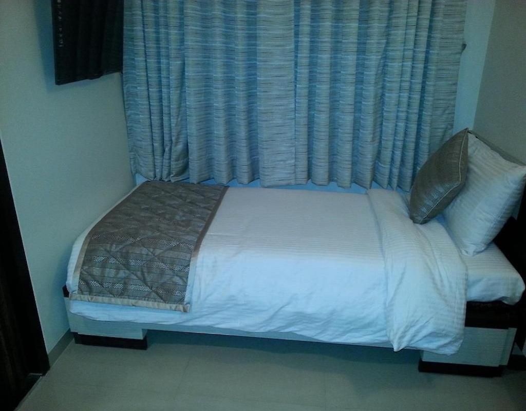 Maangta 113 @ Andheri East 2*