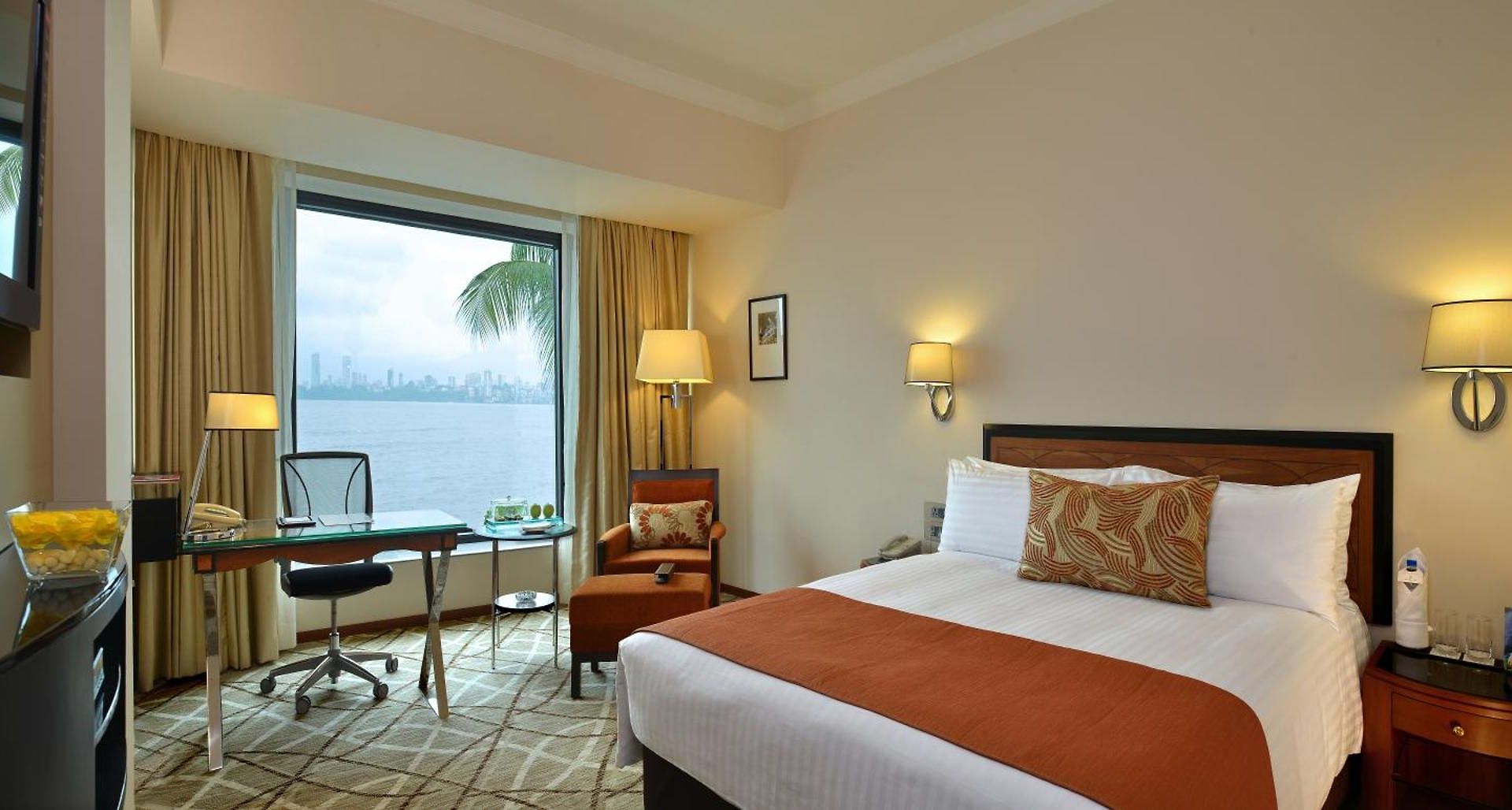 Marine Plaza Hotel Mumbai