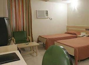 Hotel Diplomat, Colaba 3*