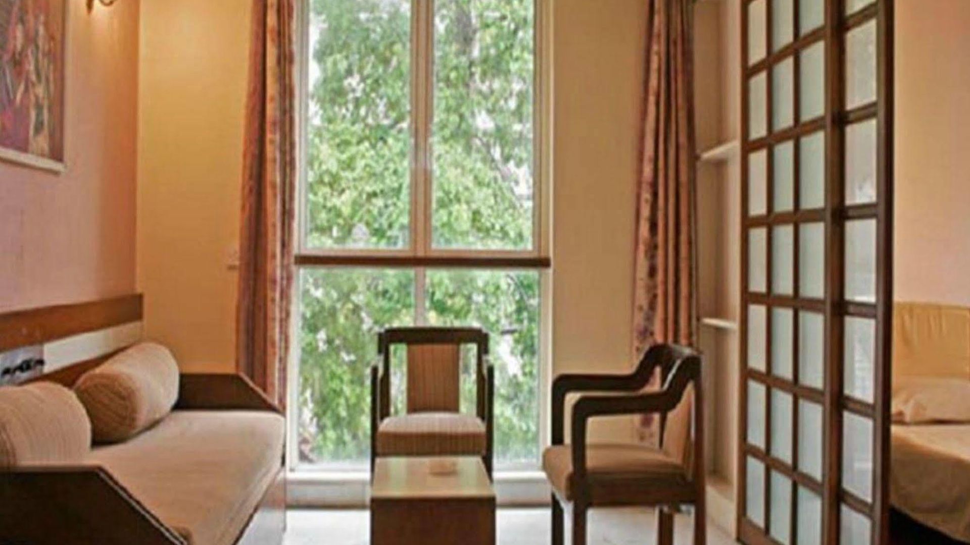 Diplomat, Colaba 3* Mumbai
