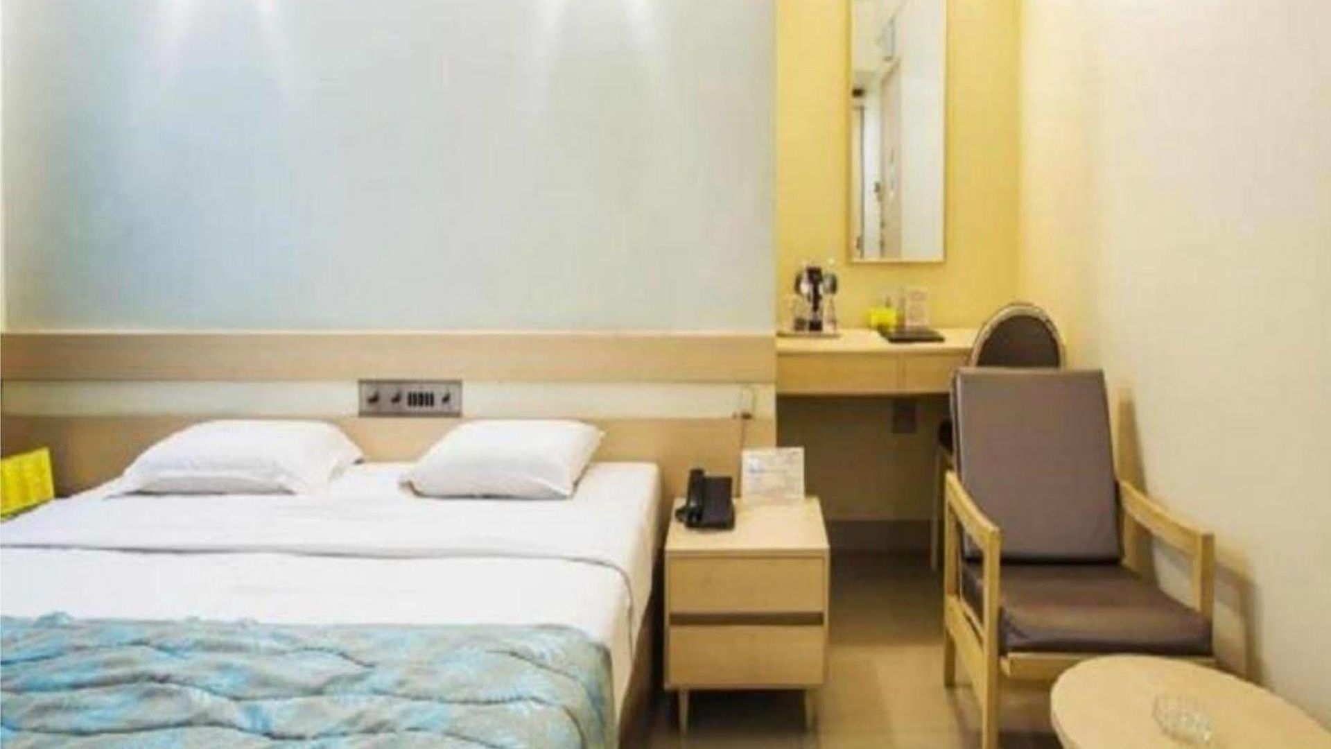 Hotel Diplomat, Colaba Mumbai