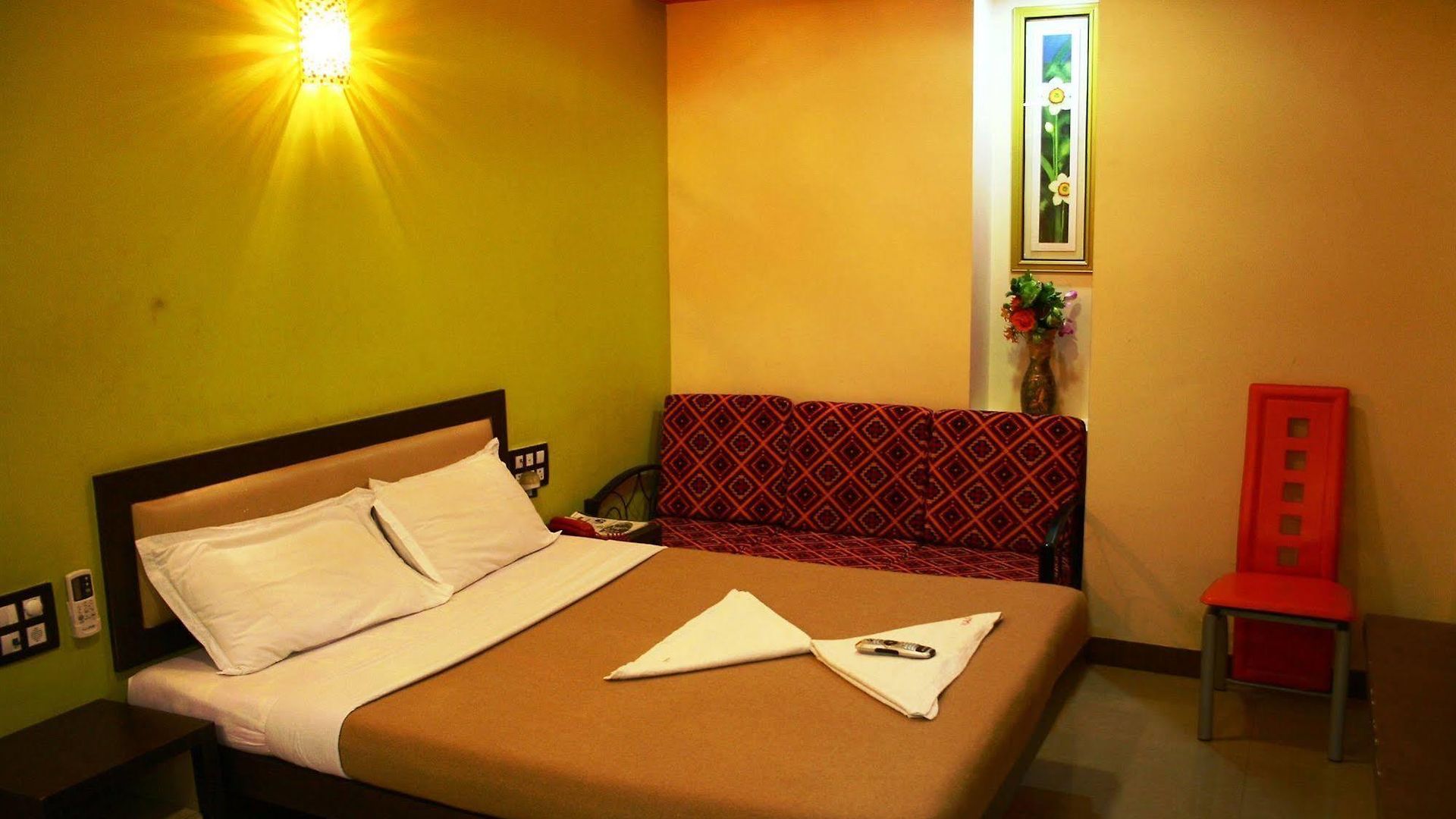 Hotel Fabhotel Annex Executive 3*