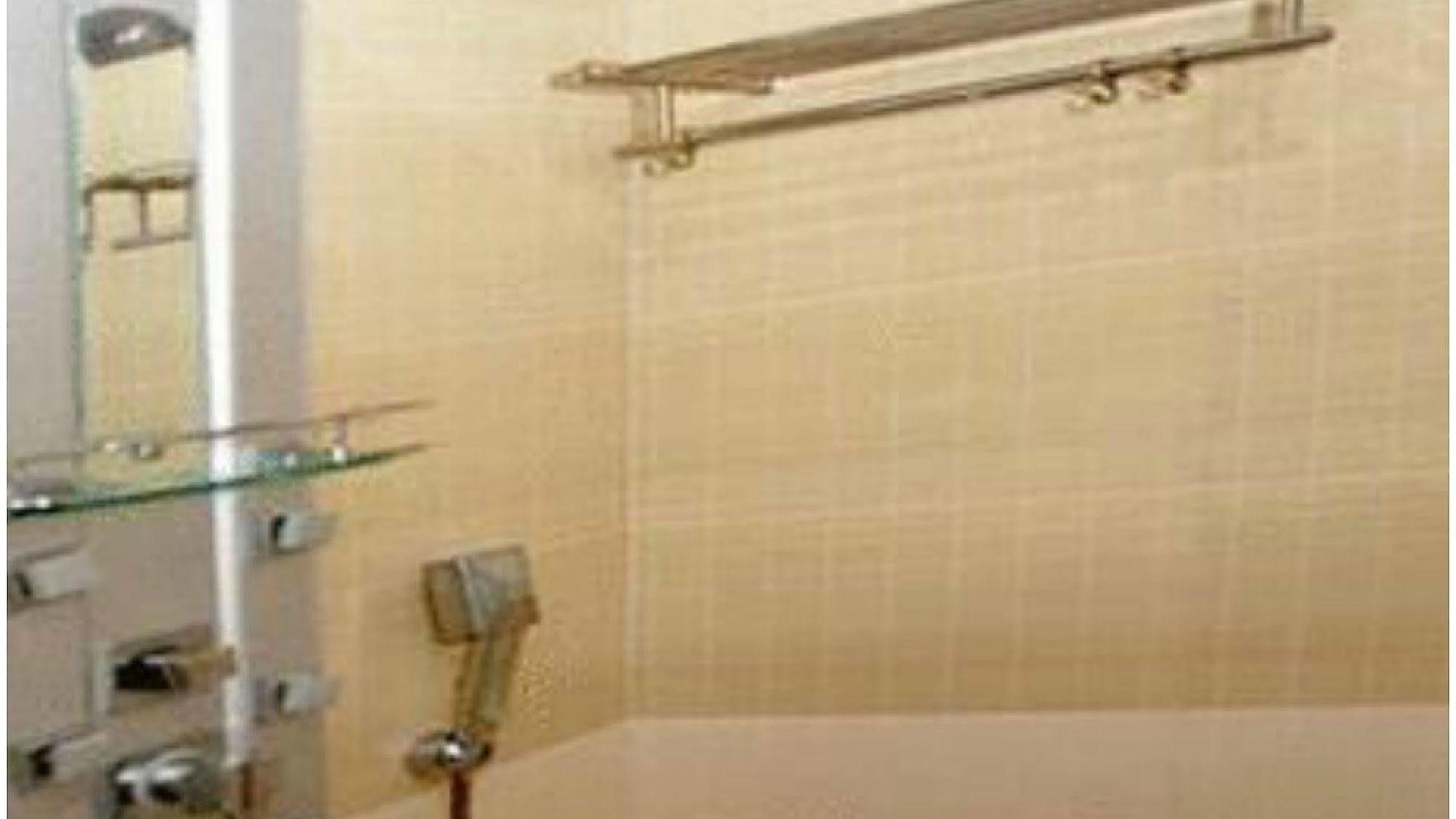 Hotel Arma Court - Near Us Embassy, Bkc