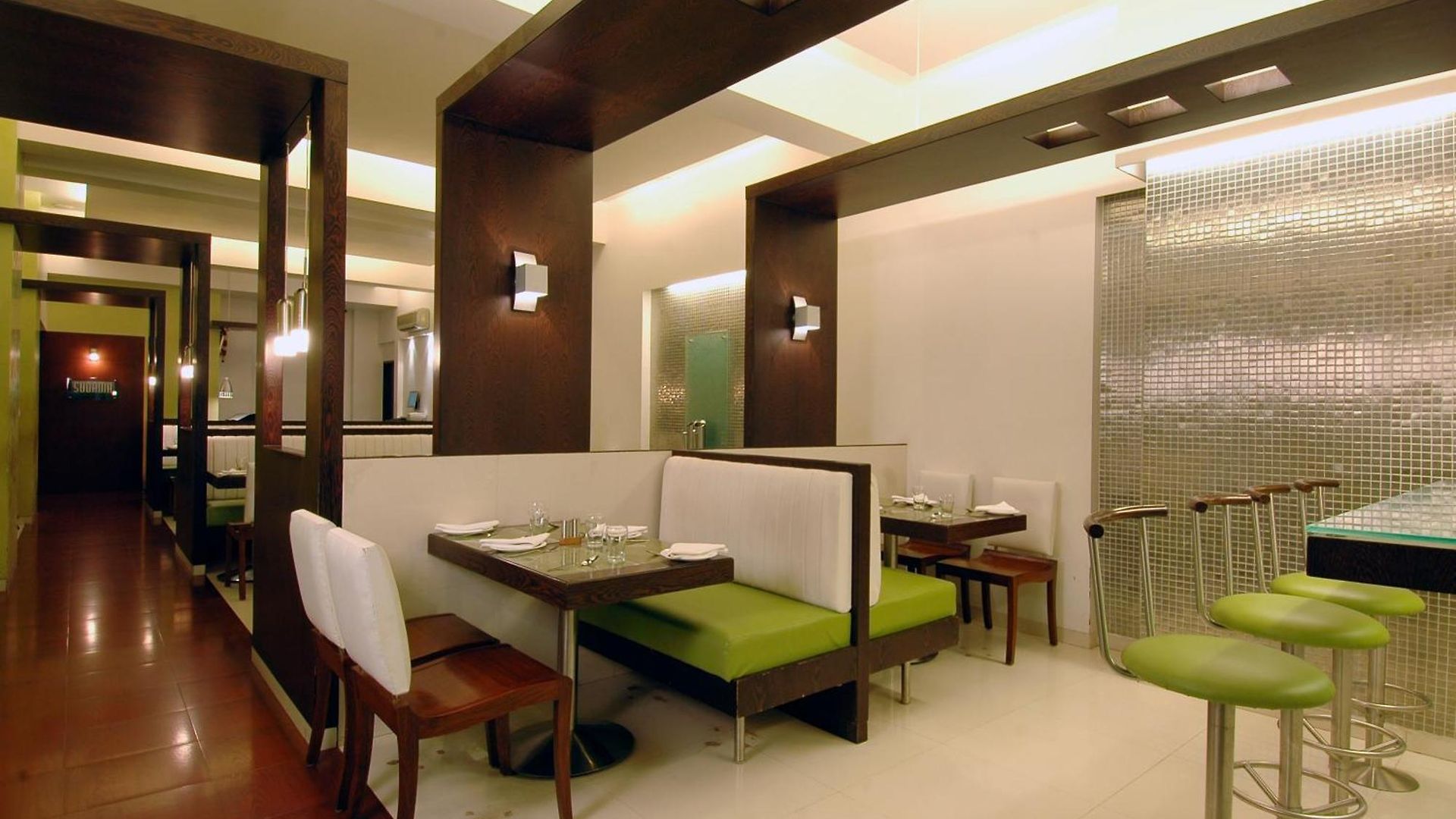 Krishna Palace Hotel