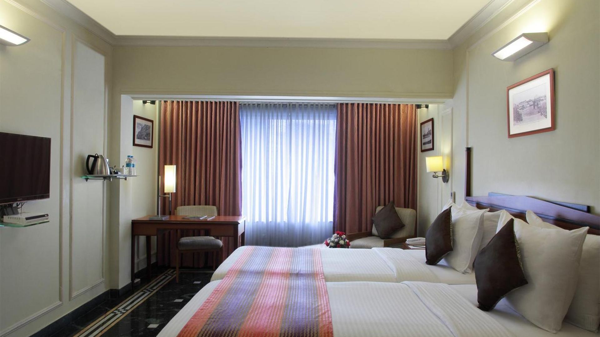 Hotel Hiltop