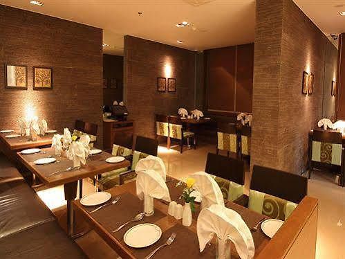 Landmark Residency Hotel 3*