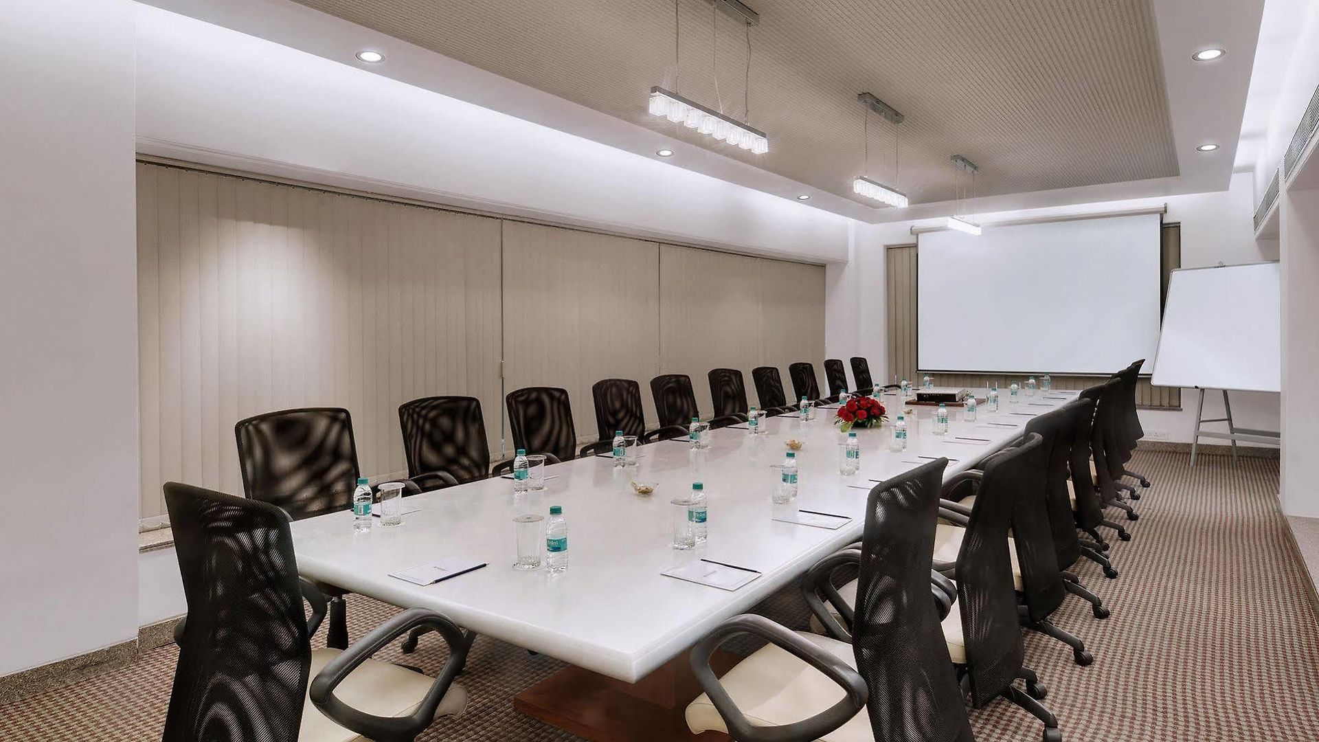 Kohinoor Continental, Airport Hotel