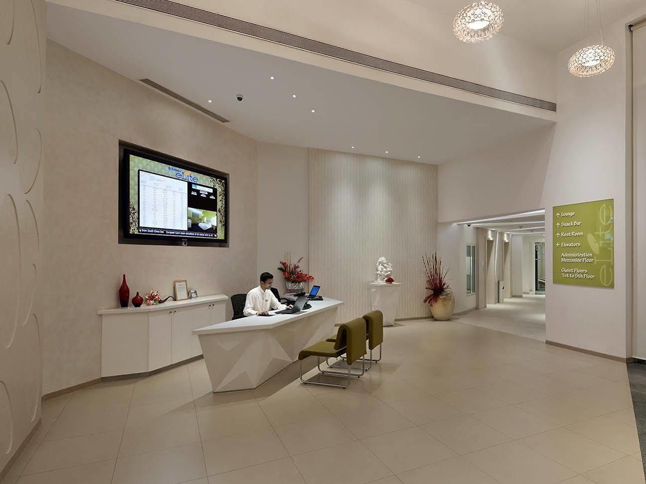 Kohinoor Elite Near Bkc Hotel 4*