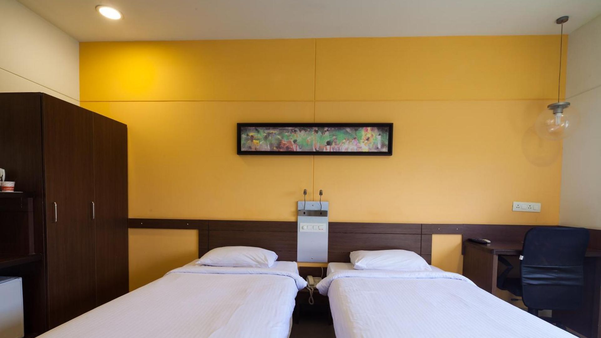 Andheri 3*