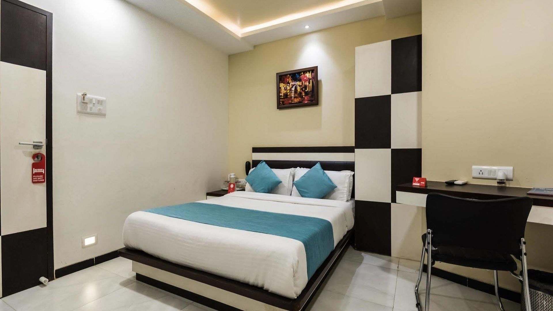 O Blue Pearl Residency Near Chhatrapati Shivaji International Airport Hotel 3*