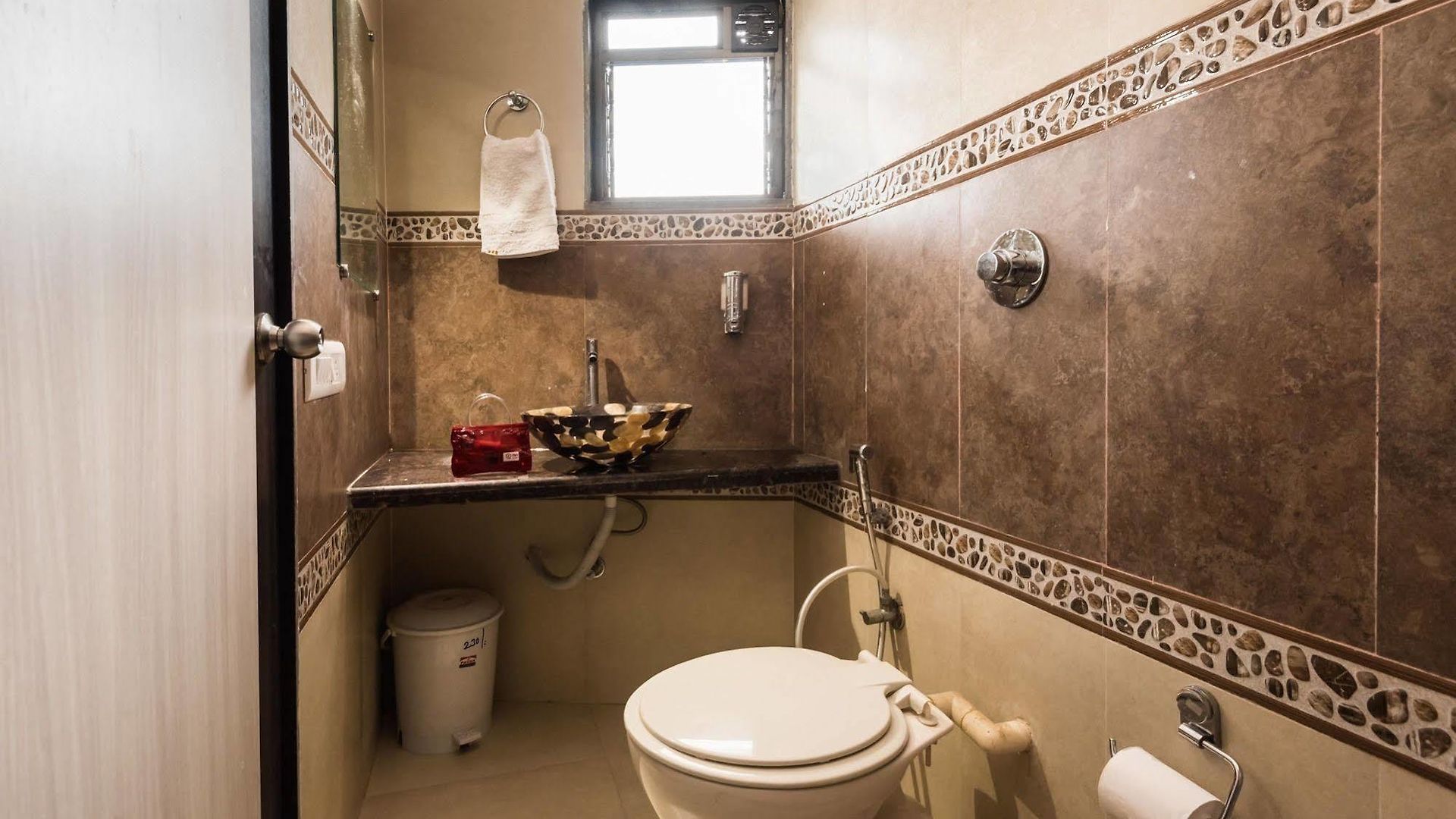 O Blue Pearl Residency Near Chhatrapati Shivaji International Airport 3*