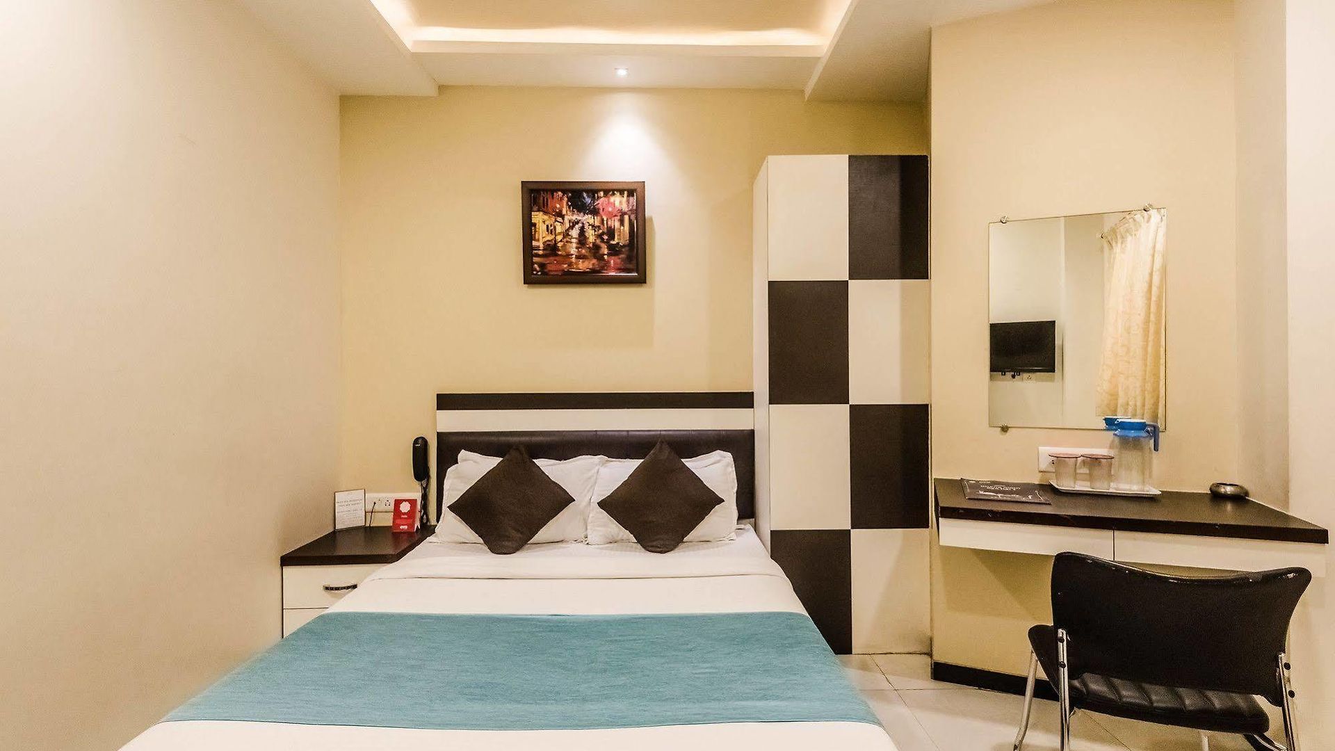 O Blue Pearl Residency Near Chhatrapati Shivaji International Airport Hotel 3*