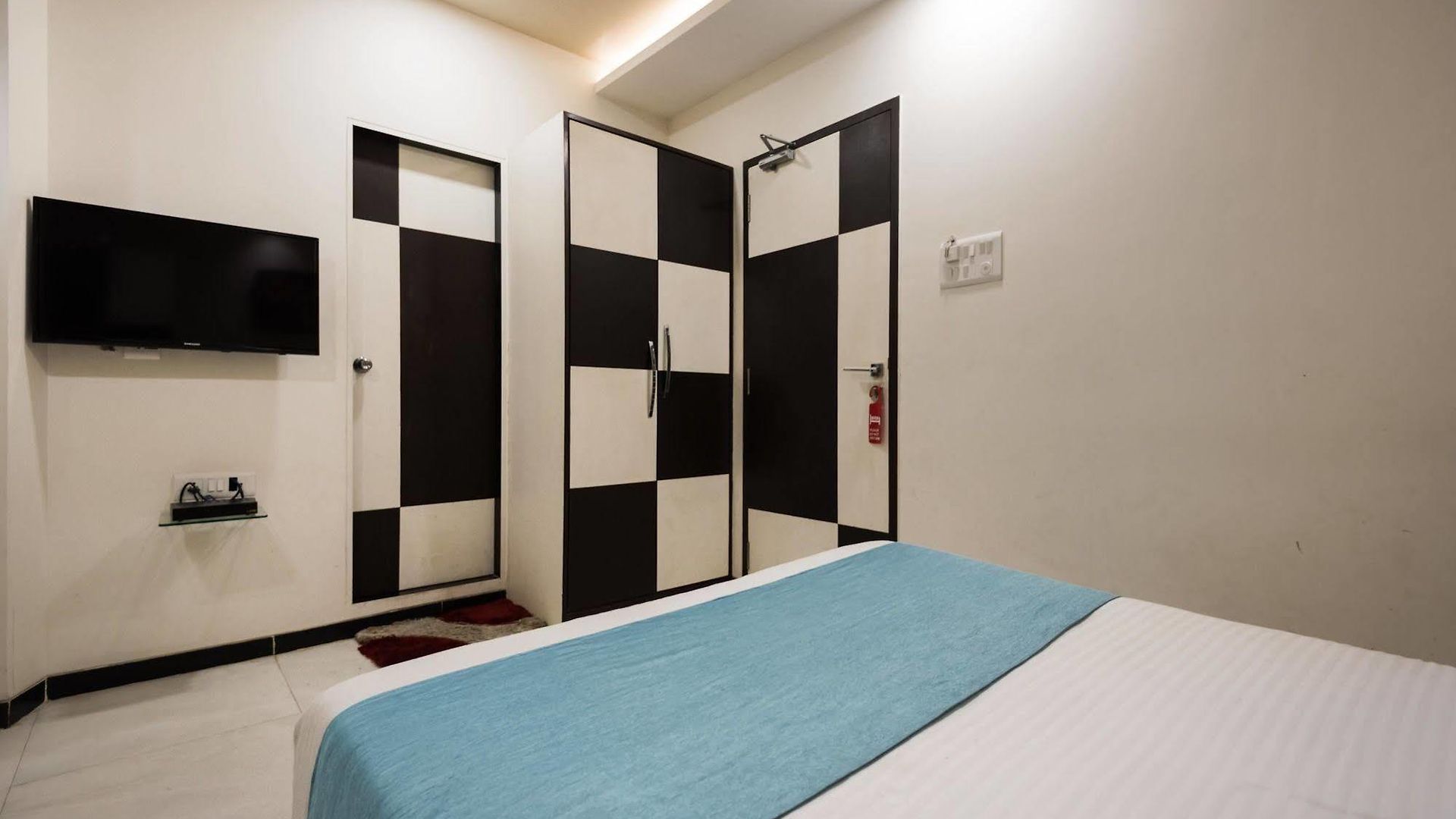O Blue Pearl Residency Near Chhatrapati Shivaji International Airport 3* Mumbai