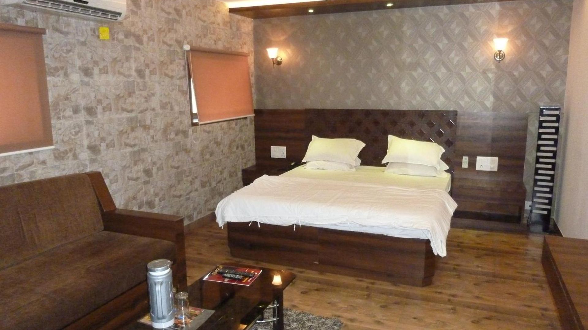 Regal Palace Hotel 3*