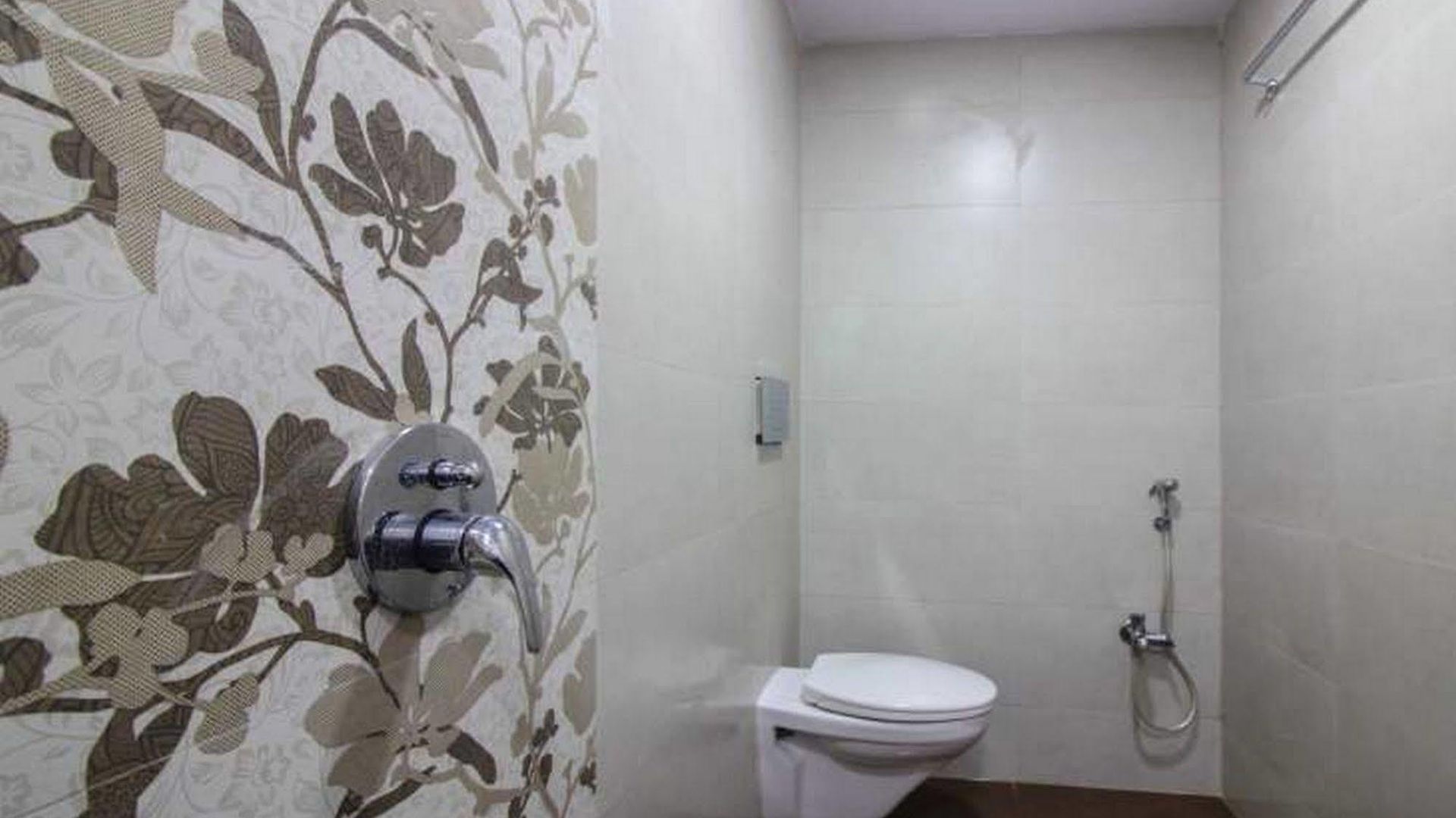 Hotel Oyo 23656 Parimeet 3*