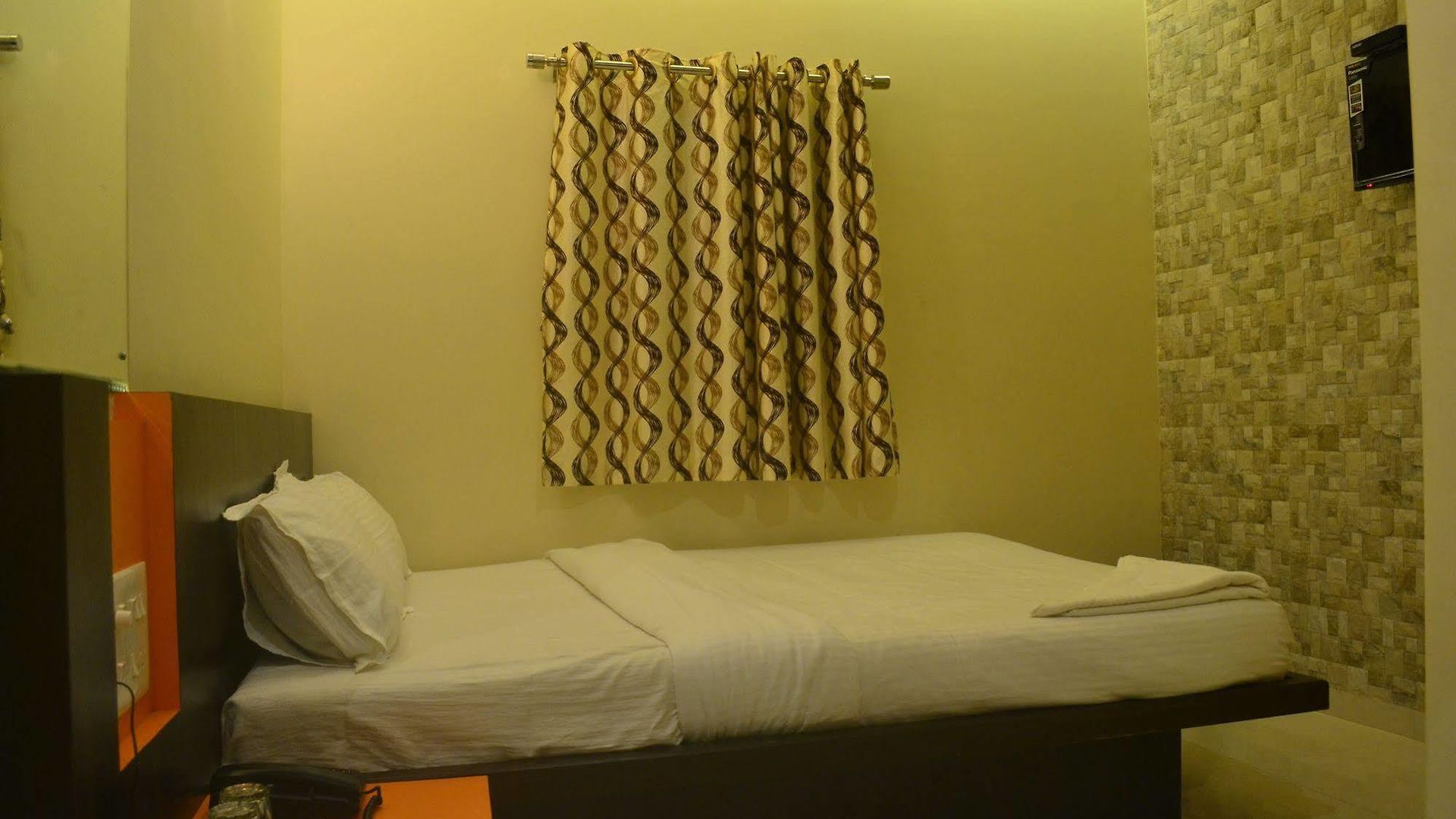 Collection O Airport Metro Andheri East Hotel 3*