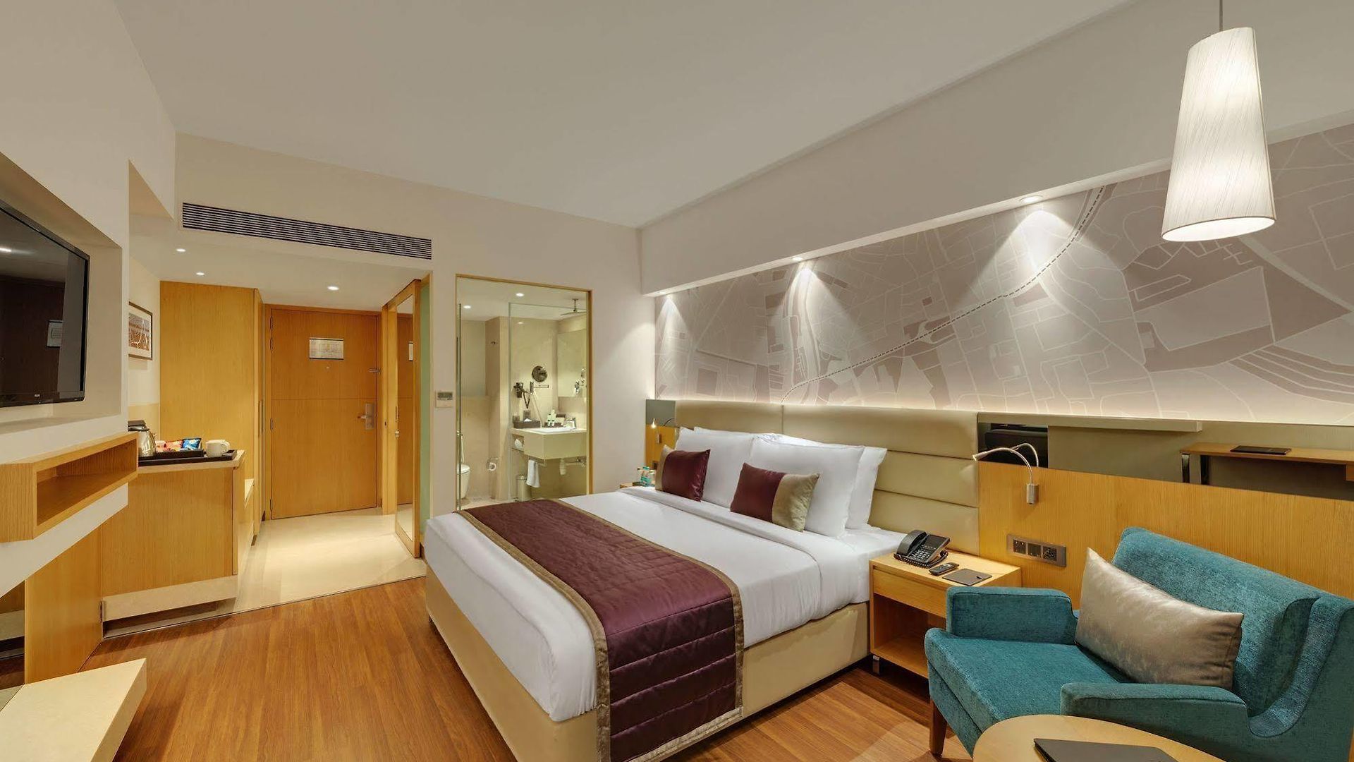 The Fern Mumbai, Goregaon, Series By Marriott 5*