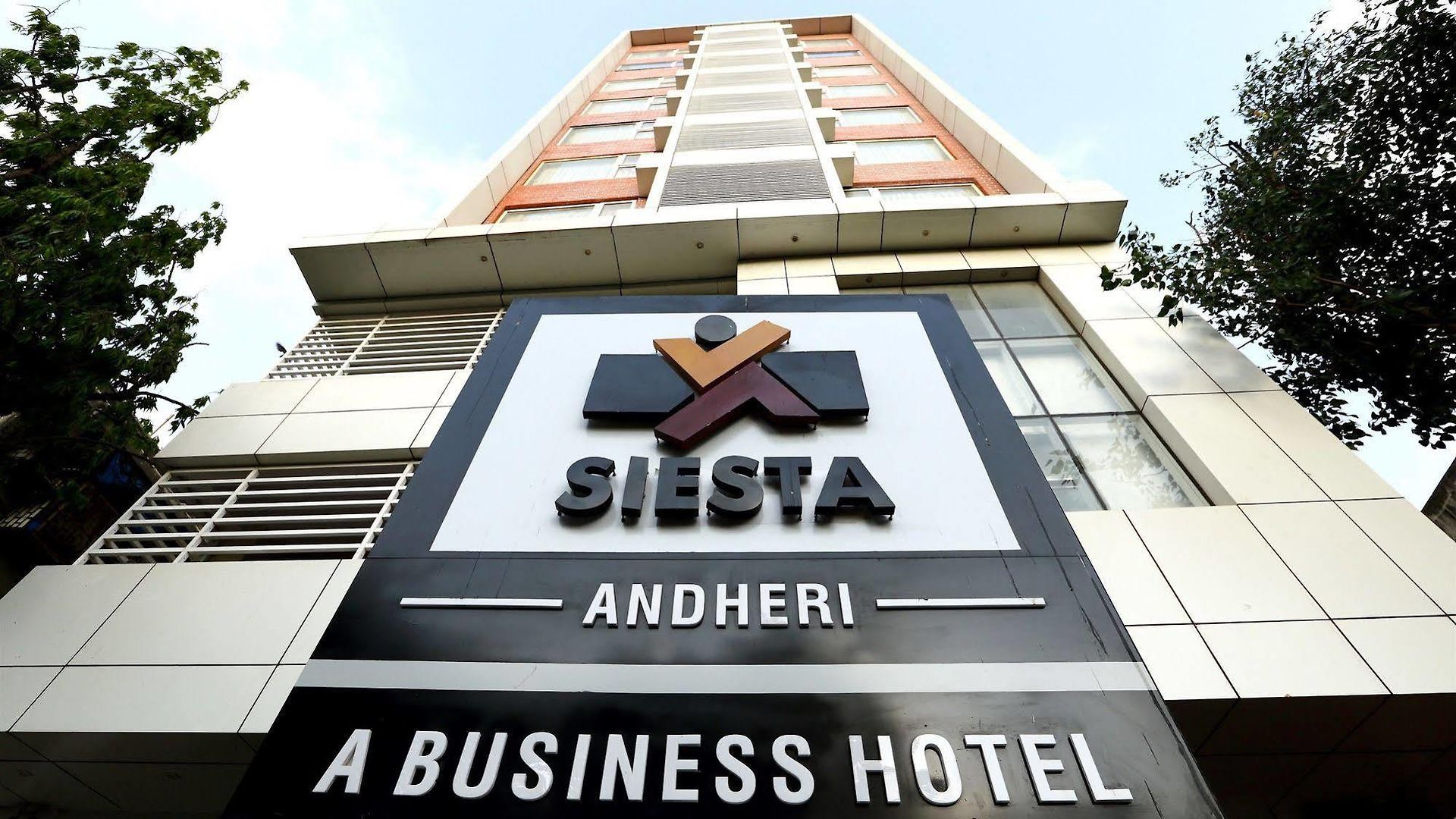 The Altruist Andheri