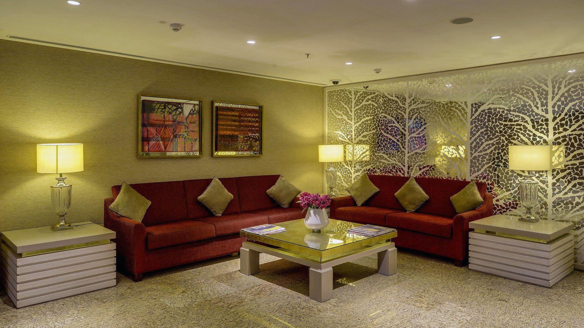Niranta Transit Airport - At Arrivals Hotel