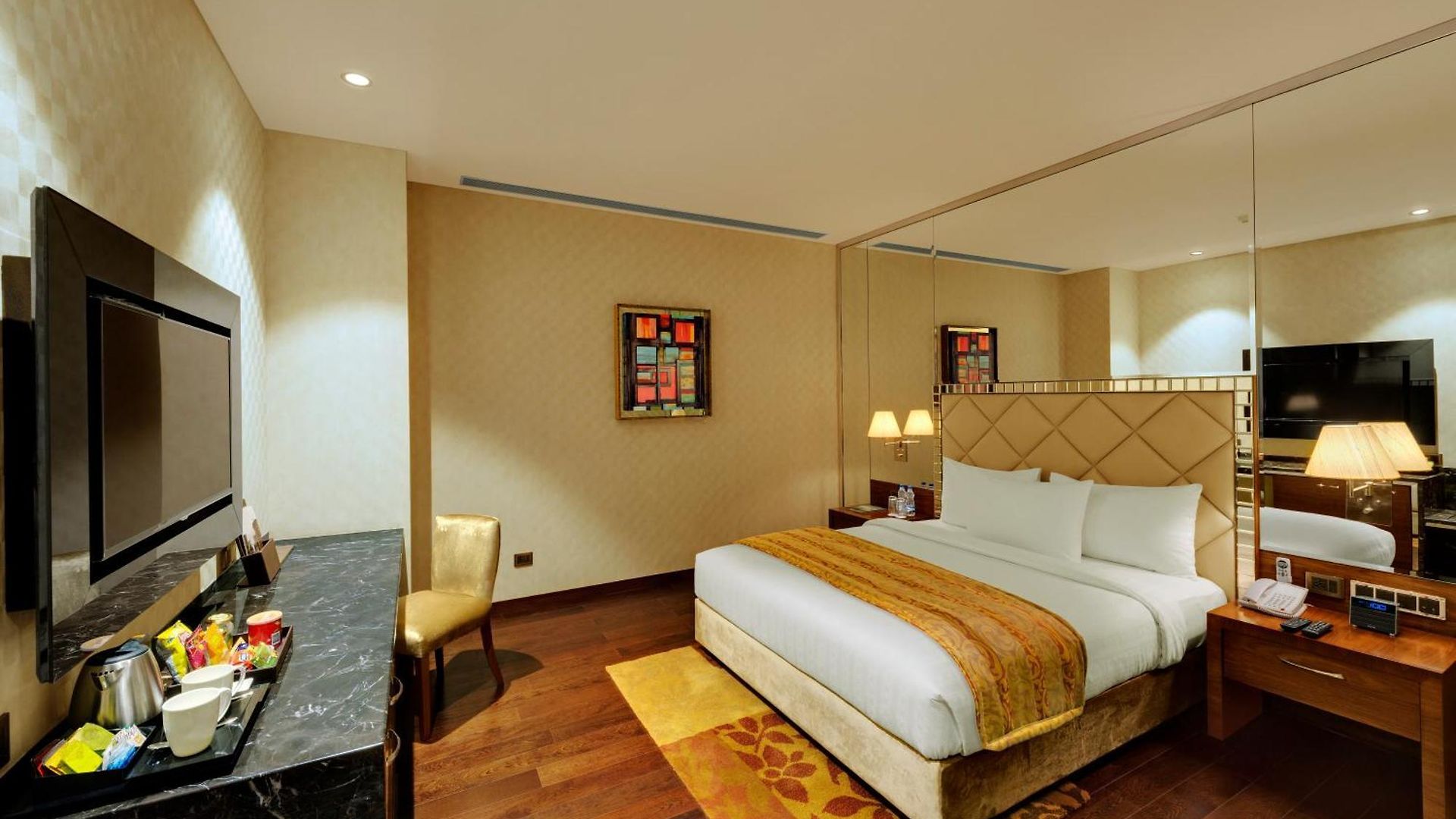 Hotel Niranta Transit Airport - At Arrivals 4*