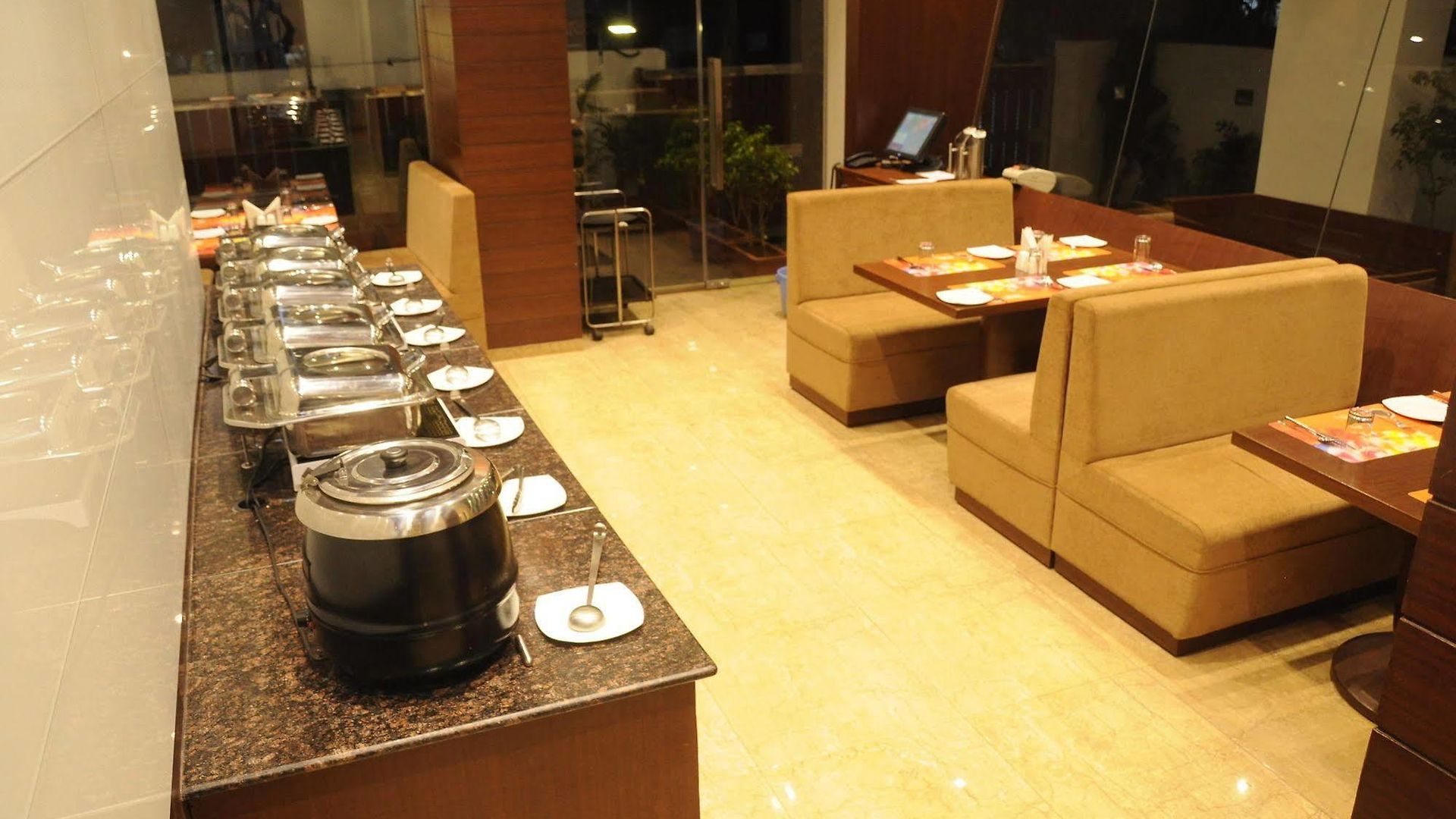 Hotel The Altruist Andheri 3*