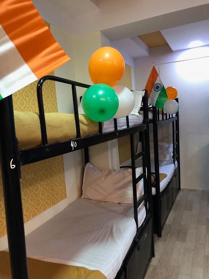 Bandra Only For Indian Male Hostel Mumbai