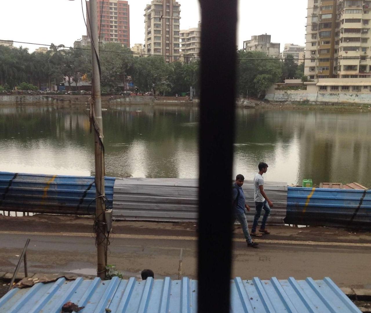 Bandra Only For Indian Male * Mumbai
