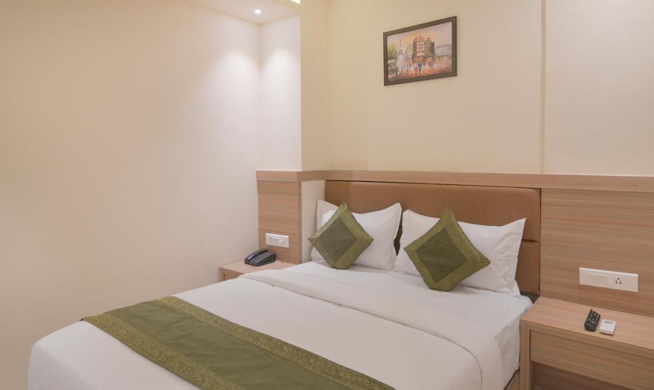 Hotel West Blue Mumbai