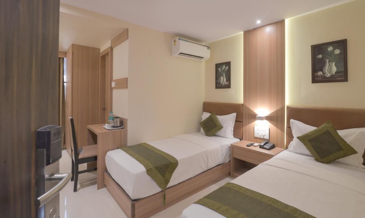 West Blue Hotel Mumbai