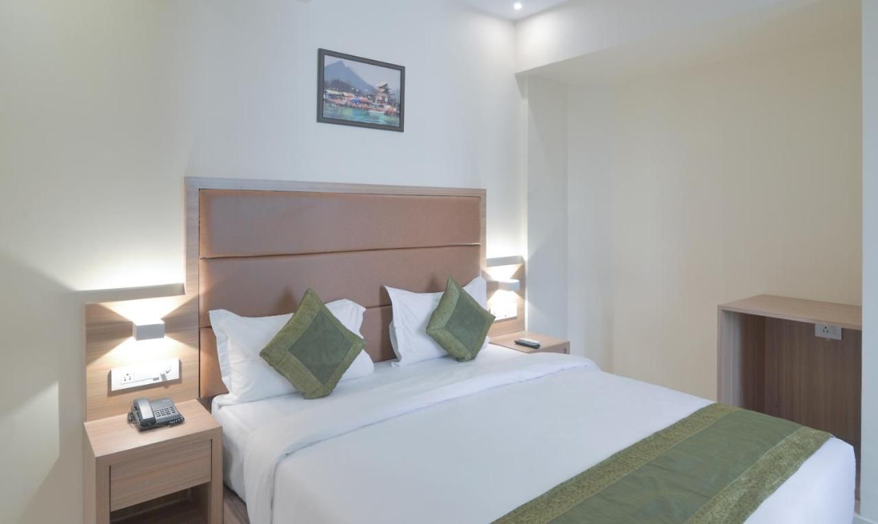 West Blue Hotel