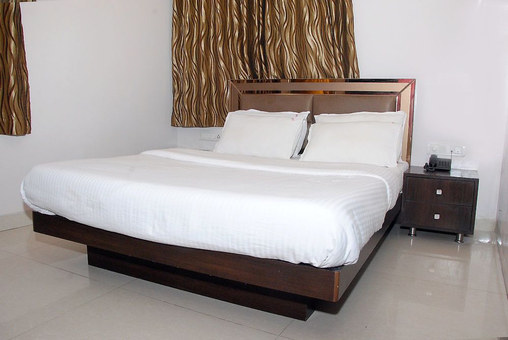 Hotel Fabhotel Kamran Residency - Nr Lbs Marg 3*