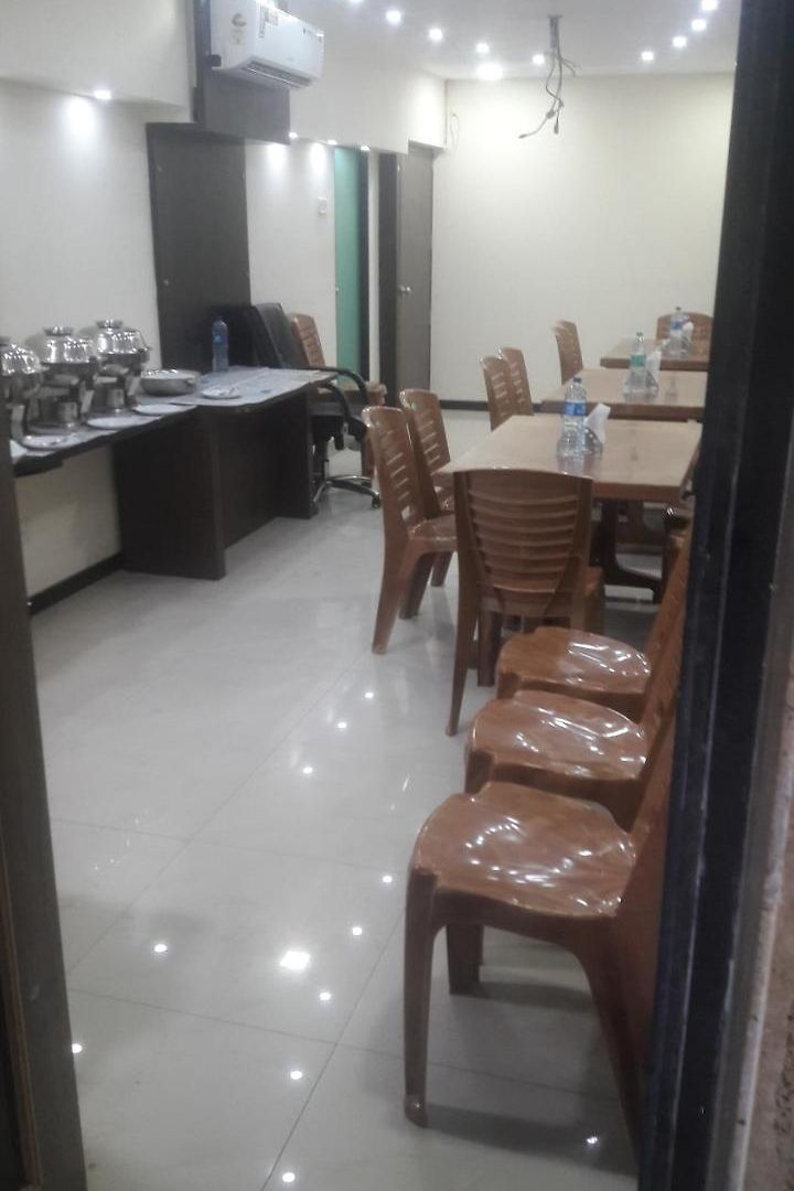 Sai Leela Grand 3*