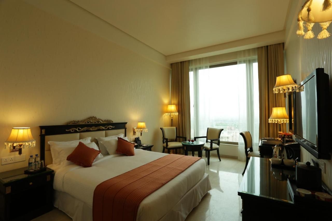 Hotel Royal Tulip Mumbai