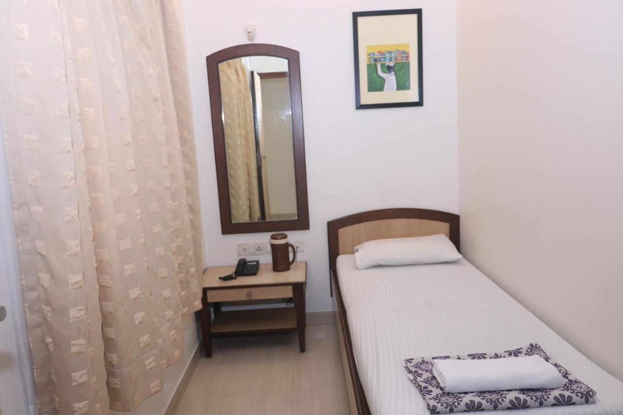 Tiptop Hotel 2*