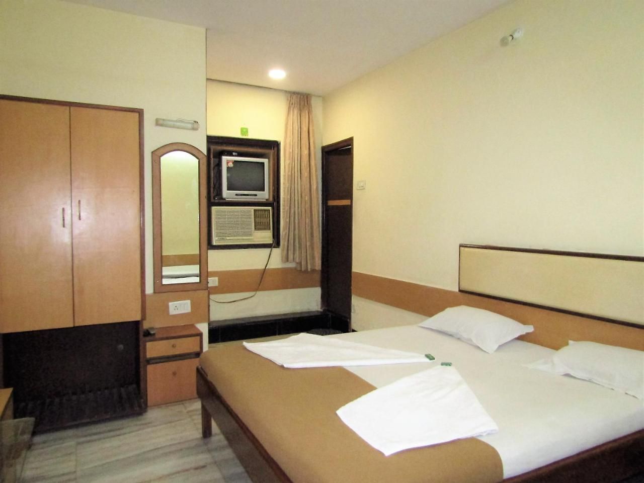 Hotel Hexa Aeka Mumbai