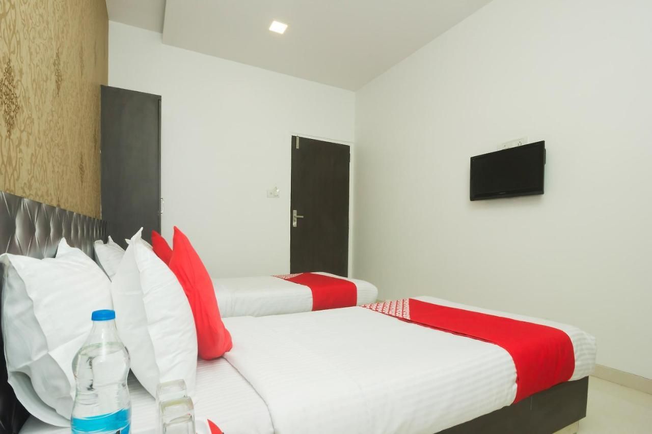 Hotel Oyo 19847 Star Residency 3*
