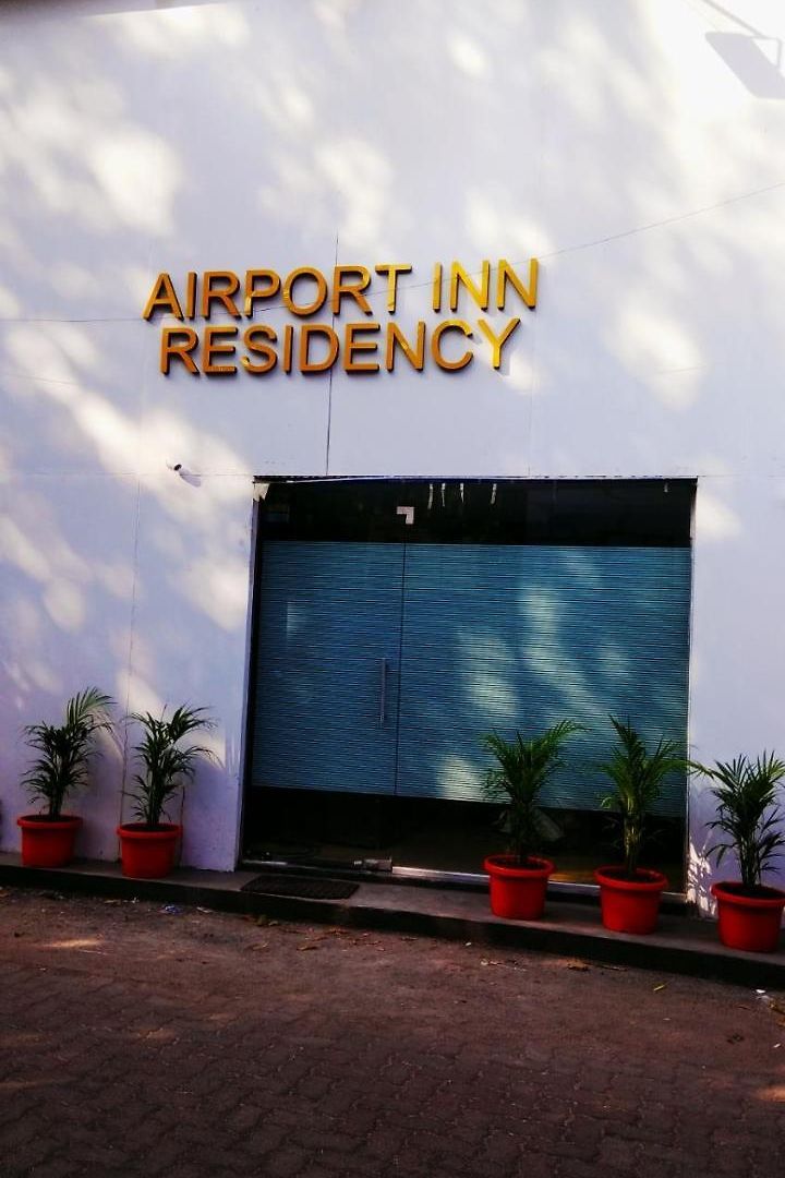 Airport Residency Bed & Breakfast