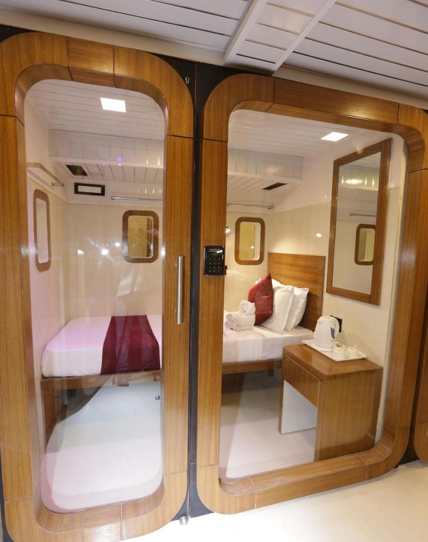 Qubestay Airport Capsule & Capsule hotel Mumbai