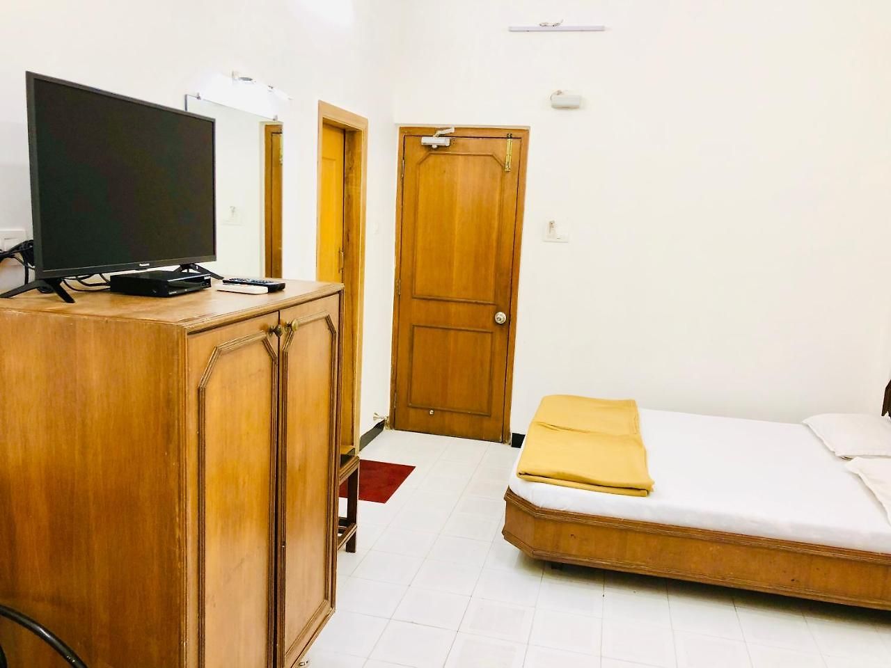 Hotel Neo Ghatkopar