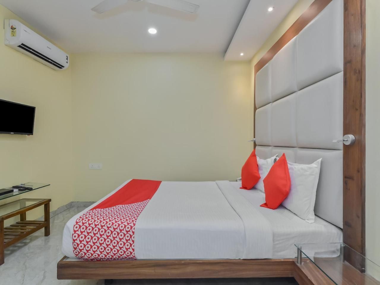 Oyo 8872 Address