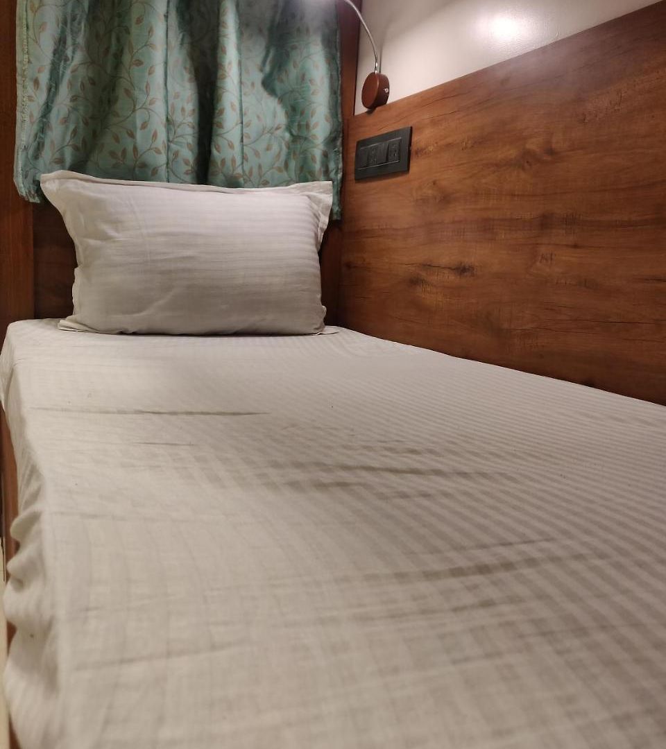 Peace Residency Capsule hotel