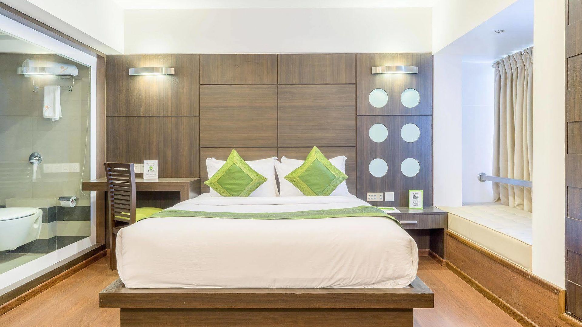 Comfort Metropolis 4*