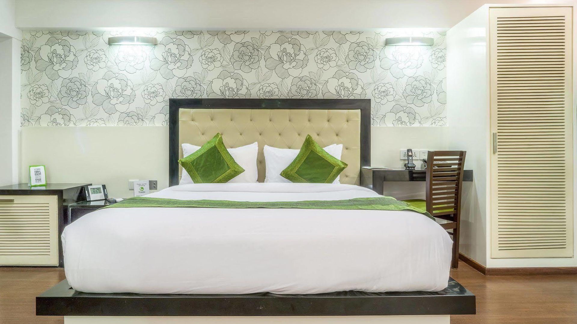 Comfort Metropolis 4*