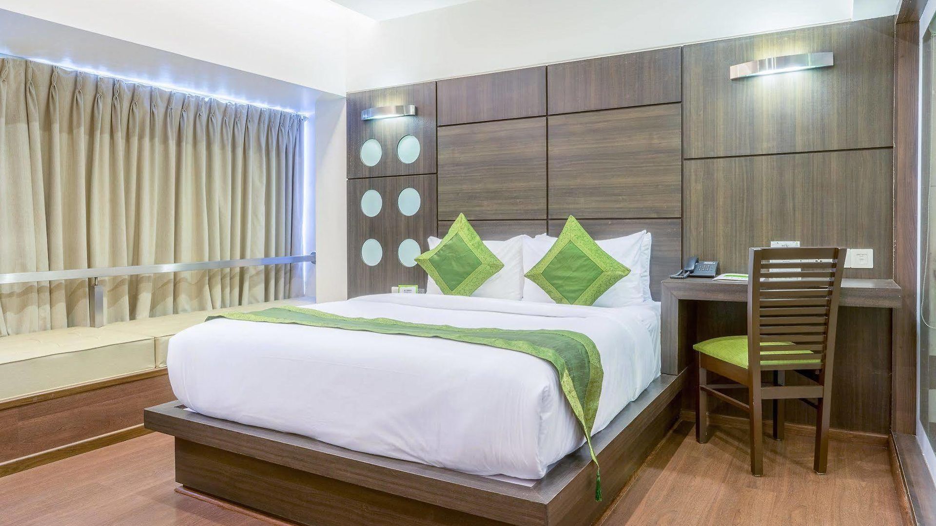 Hotel Comfort Metropolis Mumbai