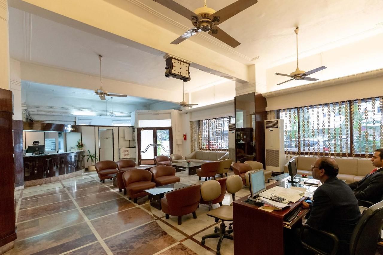 West End Opp Hospital 4* Mumbai